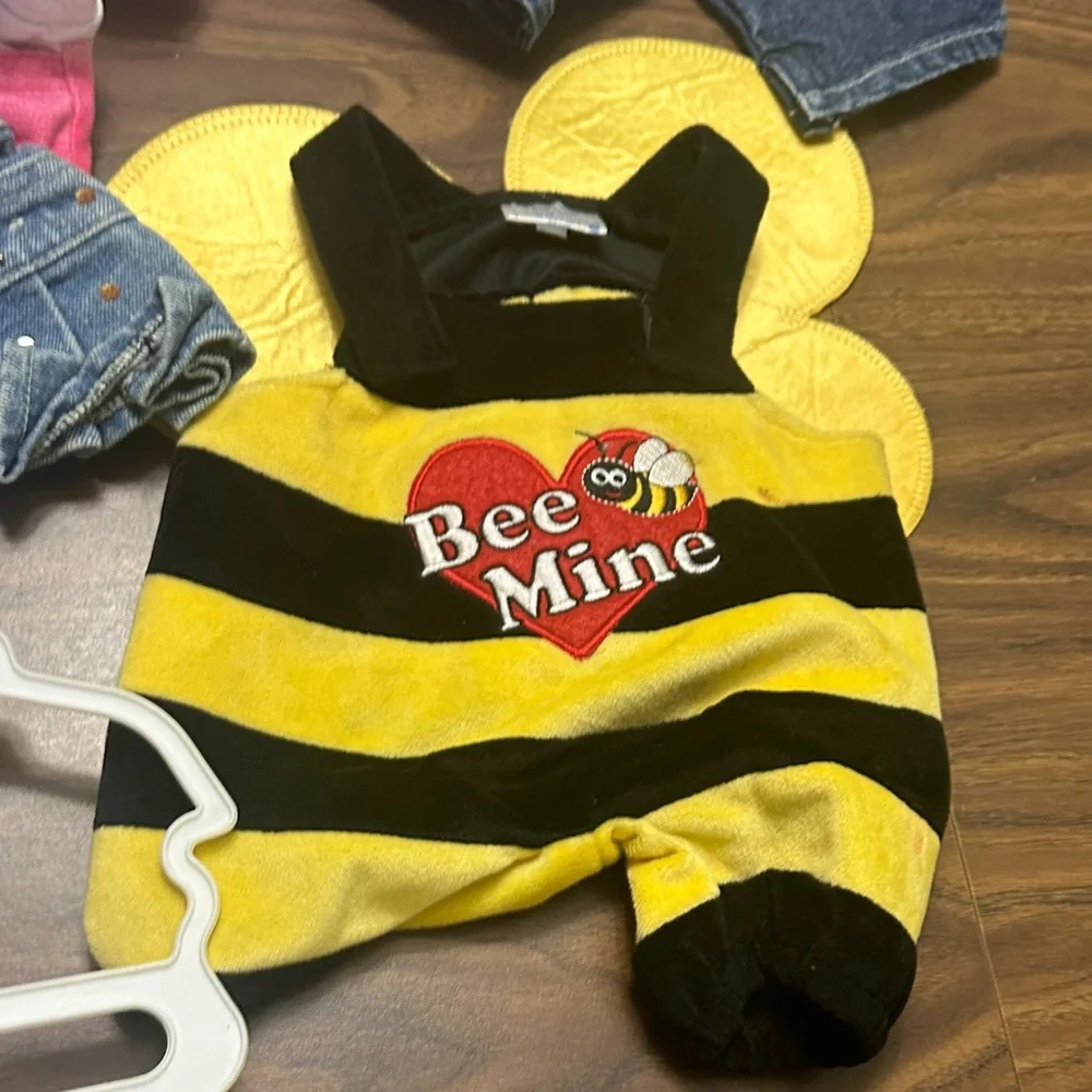 Build-A-Bear Colorful Dress-Up Set - Pink, Red, Black, White, Silver - Picture 3 of 10